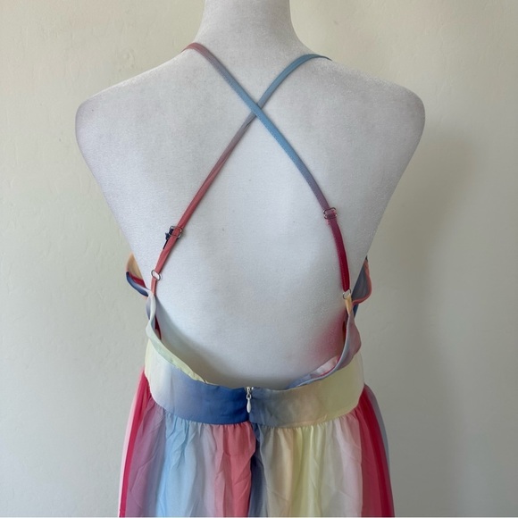 Cupshe NWT Colorful Rainbow Plunging Neckline Cross Back Maxi Dress Large - Picture 10 of 14